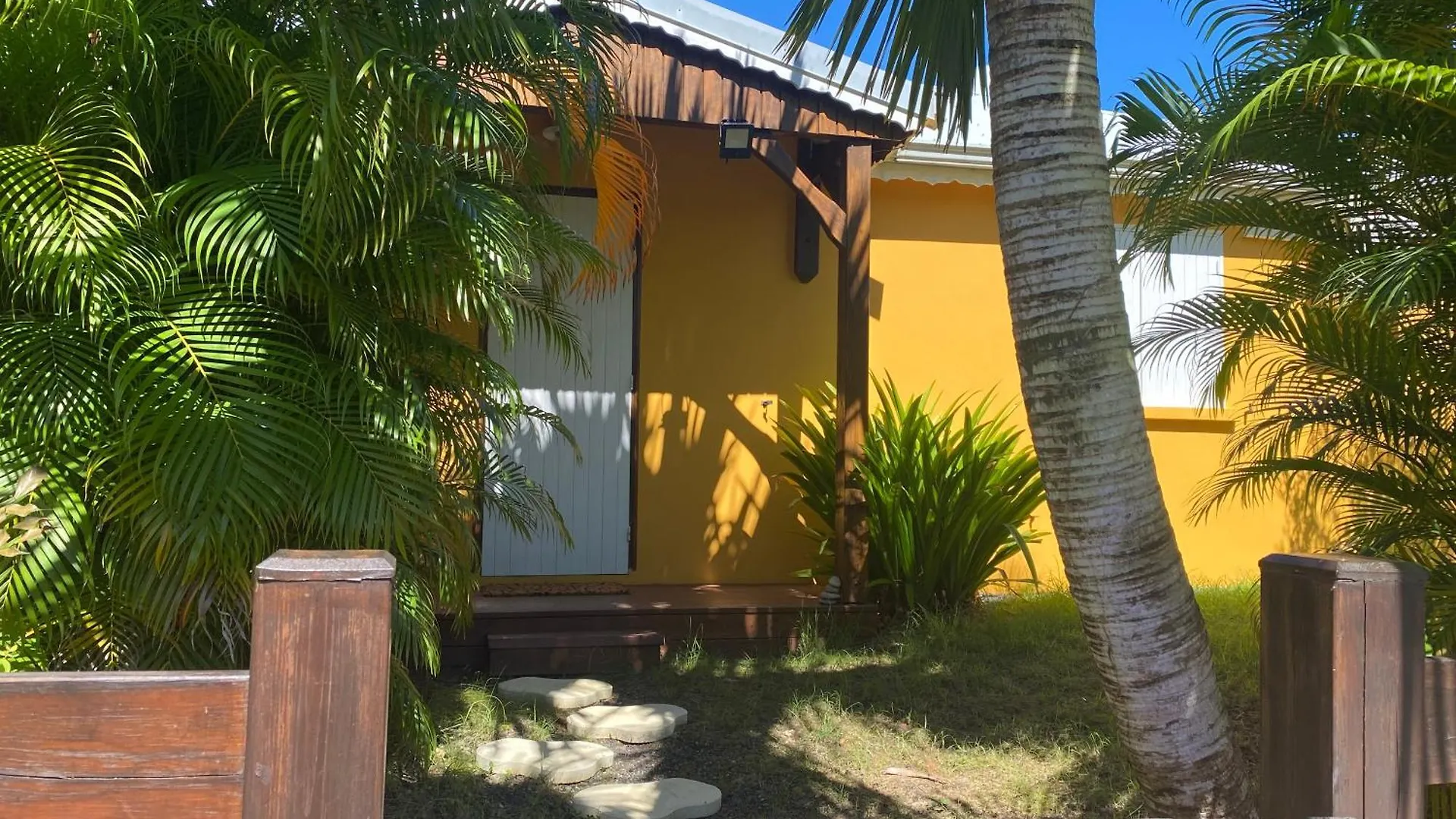 Villa Banana Au Helleux Sainte Anne Proche Spot De Surf Holiday home Sainte-Anne (Grande-Terre)